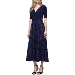 Alex Evenings Mixed Media Midi Dress in Navy Size 6 Cocktail Special Event MOB
